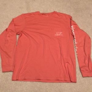 Vineyard vines long sleeve T. Size S.